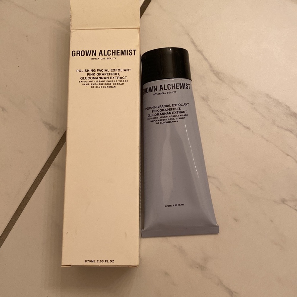 Grown Alchemist -polishing facial exfoliant pink grapefruit